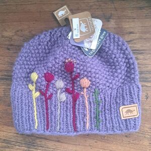 NEW Turtle Fur 100% Wool Womens Purple Flowers Floral Beanie Winter Hat Cap